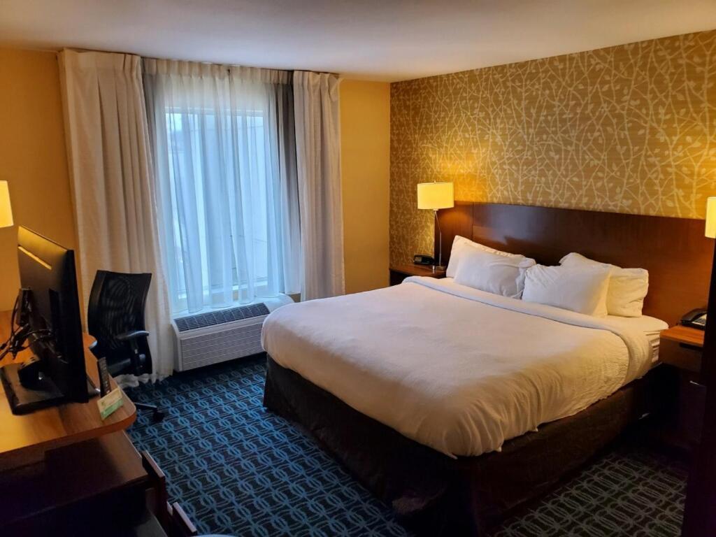 Fairfield Inn & Suites By Marriott Belle Vernon Exterior photo