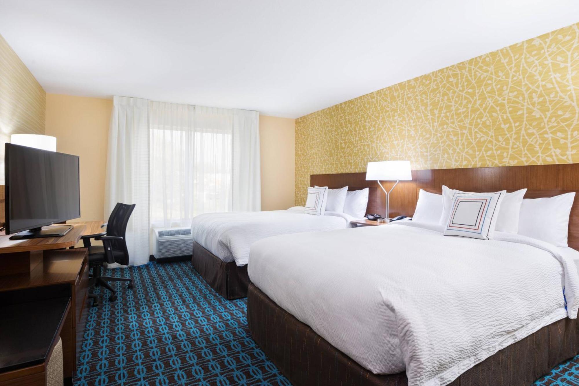 Fairfield Inn & Suites By Marriott Belle Vernon Exterior photo